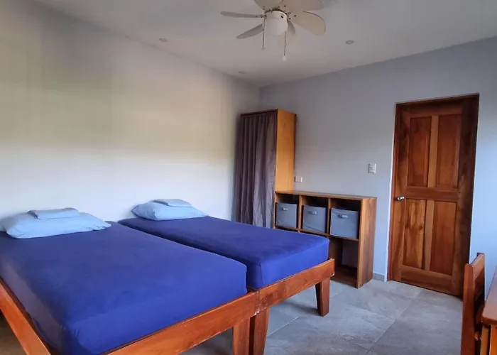 Pensión Casa Celeste *